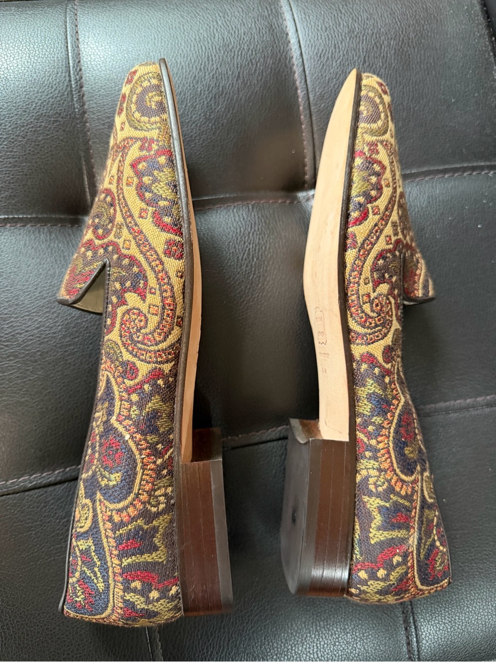 Vintage Talbots Paisley Tapestry Fabric Loafer in a Classic Jacquard Pattern - Picture 4 of 5